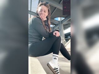 Finding A Spot At The Mall To Cum Hard - Public Climax - Outdoors