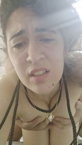 Good fuck in the ass and leaves her cum inside my ass