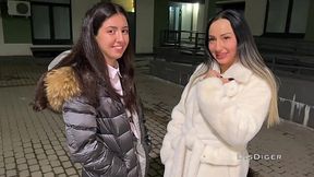 Best kitchen fuck with slim brunette harlots - Amateur Porn