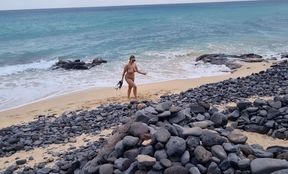 Fucked by a stranger at a nudist beach