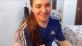 CAM GIRL- Big Ass Blonde Showing Off in Live Chat