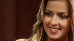 Horny blonde gone untamed after alluring photo shoot