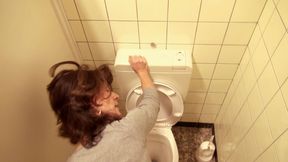 Horny Mature Granny Bathroom and Bed Fuck Fest