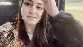 Blowjob in the bus (She got turned on and gave me a blowjob on the bus)