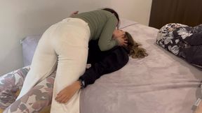 Move those long fingers in my pussy, they are bigger than my husband's penis!!