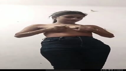 Two teen girls give paid whatsapp lesbien show