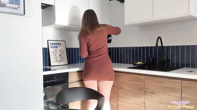 Thirsty neighbor wants my cock very badly GETS A HUGE FACIAL CUMSHOT