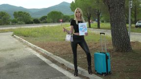 The Libertines Bus #3 Challenge of the Day: "Get Fucked in a Ring"!