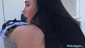 ”Girl Loves Outdoor Fucking”