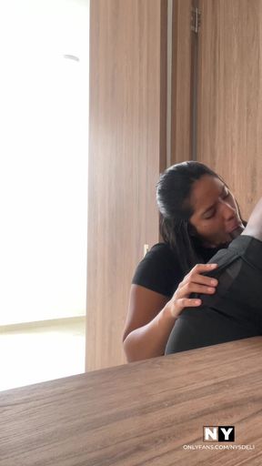 I give oral sex to my best friend's boyfriend secretly -amateur couple- nysdel