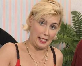 Two horny chicks from Germany pleasing a loaded pecker together