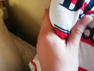 Cheating on boyfriend with roomie (unprotected creampie)