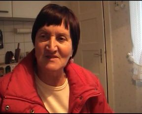 Kinky German granny stuffed with cucumber and facialized