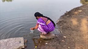 Desi Gaon ki beautiful Bhabhi outdoor Private Sex full Hindi audio Indian hot love couple jungle MMS video