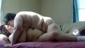 Two mature fatties make out and eat pussies in homemade clip