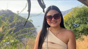 Beautiful tourist cheats on her husband with a stranger for money