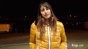 ASTOUNDING 19 years old latina Jenifer is going to try some outdoor fun!