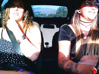 2 married vixens on vacation