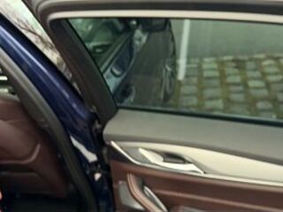 Public Parking Lot Tugjob Next to Stranger and Bus Cum Finish