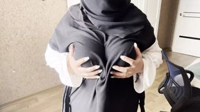 Muslim teen with big tits masturbates in hijab