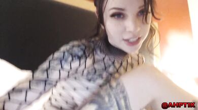 babyjas cams from hotel, ends in upclose fingering