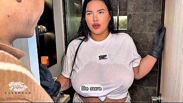 Amateur Latina maid gets a raise by giving horny blowjobs and riding