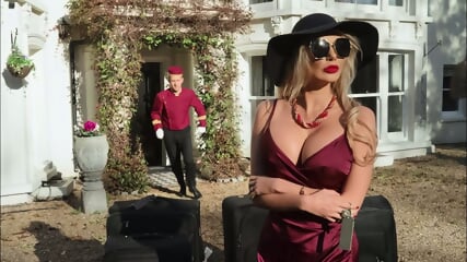 banging the bellhop.