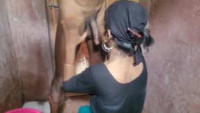 Bangladeshi husband and wife viral sex video.