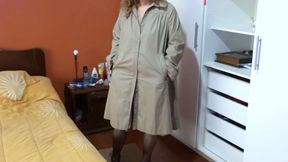 My beautiful stepmother comes home from work very horny and masturbates for me.