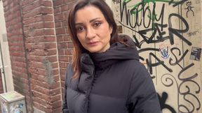 Fucking an Amsterdam Red Light District Hot White MILF Bareback