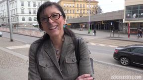 MILF amateur from street agrees to fuck and get facial for money