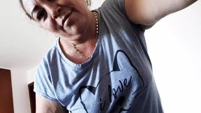 I catch my stepson masturbating, I love sucking his dick.