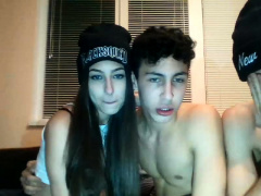 Webcam amateur teen threesome