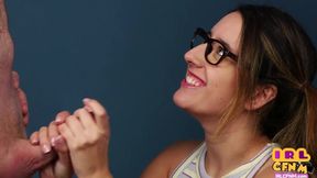 CFNM amateurs 21yo with glasses blowing and jerking dick