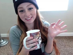 Amateur Blonde Teen Plays Solo with Toy Webcam Porn